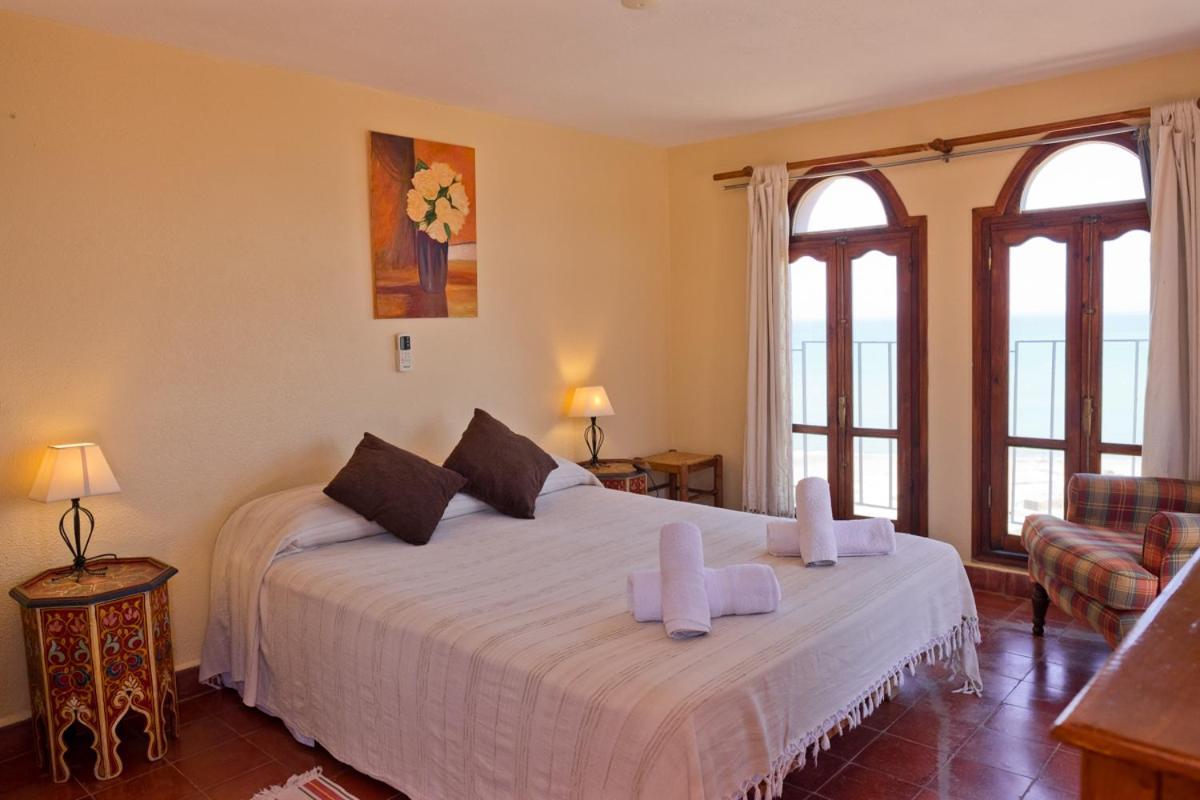 Casa Paca Alhucemas Guesthouse B&B Exterior photo